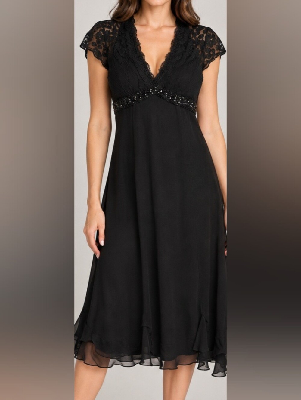 Badgley Mischka Silk Coctail  Lace Beaded V-Neck Midi Dress. Size4. Like New